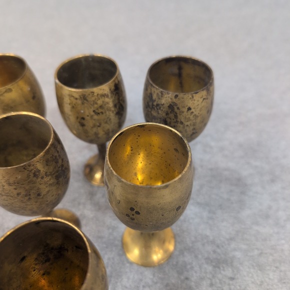 Set‎ of 6 Vintage Brass Shot Glasses Miniature Liquor Cordial Goblets - Picture 3 of 6
